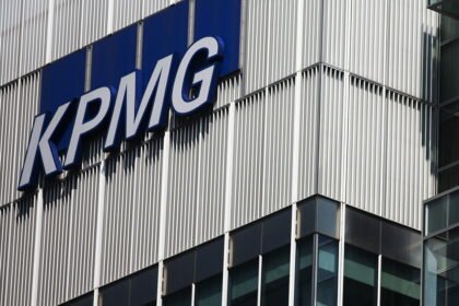 KPMG Digital Gateway webpage showing the firm's client delivery platform